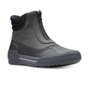 clarks women's gilby cherry snow boot